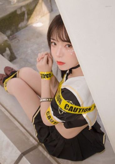 国产香蕉人人_JVID性感写真