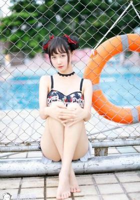 欧美女人牛仔裤_1080电视剧在线观看