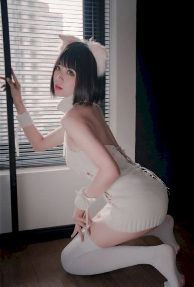 欧美骚奶奶色_720免费观看电视剧