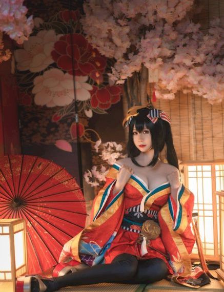 欧美极品主妇的诱惑_超清高清电影在线