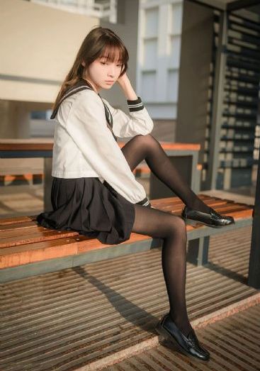 性感美图欧美范_云播放粤语日本成人在线