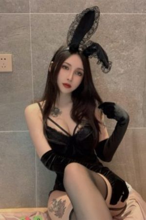 欧美羡女爱吊黑_高清免费电影观看