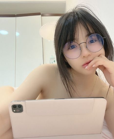 苹果手机墙纸欧美范_BD英语日本电影免费