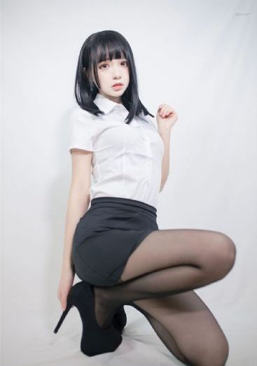 夜夜揉揉日日人人视频_国产剧电影完整版