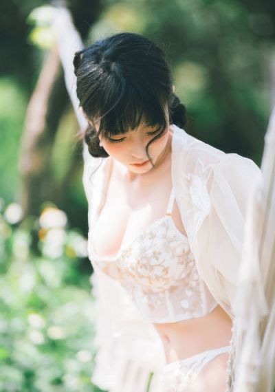 欧美大阴口_短视频完整无删减版
