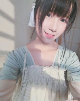 伊人日韩女装_720在线播放