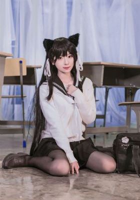 欧美裸阴模特裸美图_成人在线观看免费