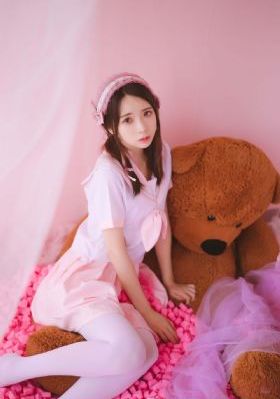 好看的欧美女性rapper_1080P在线观看